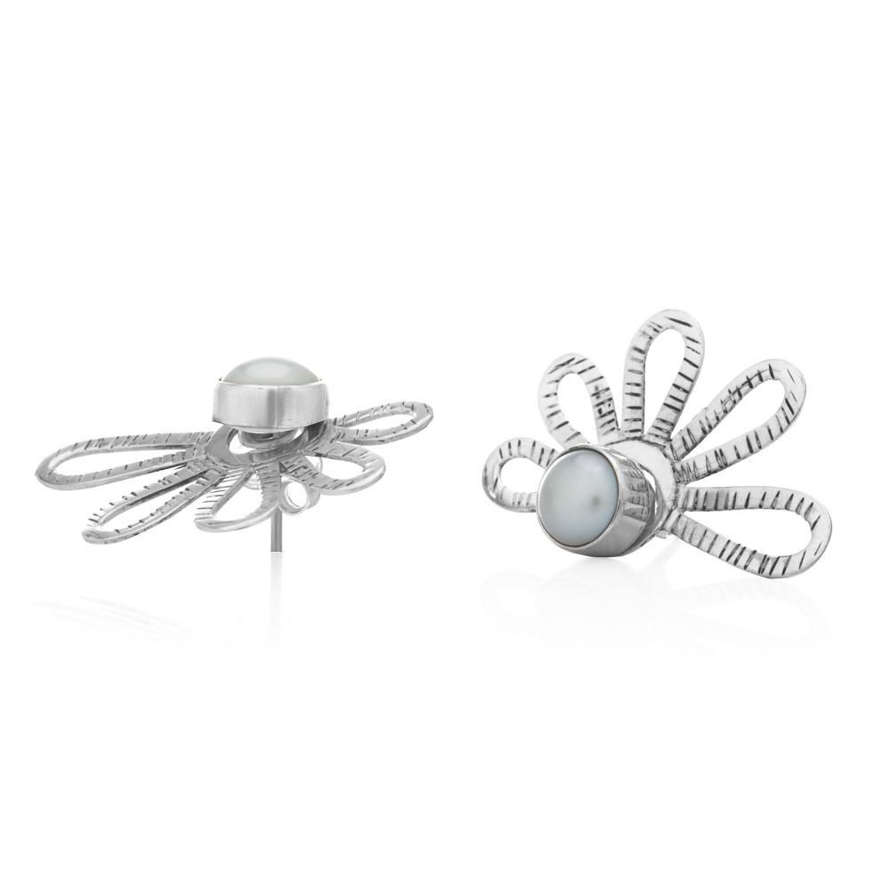 Stříbrné perlové náušnice Loka - Sterlingové stříbro (925)